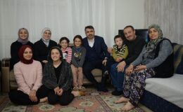 Başkan Yılmaz Depremzedelerle İftar sofrasında buluştu