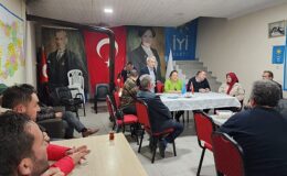 Iyi Parti Aday adayı Özgür Şimşek Büyükorhan’da açıklamalarda bulundu