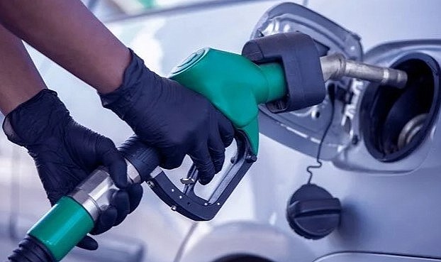 Bu gece yarısından itibaren motorine 47 kuruş indirim gelmesi bekleniyor