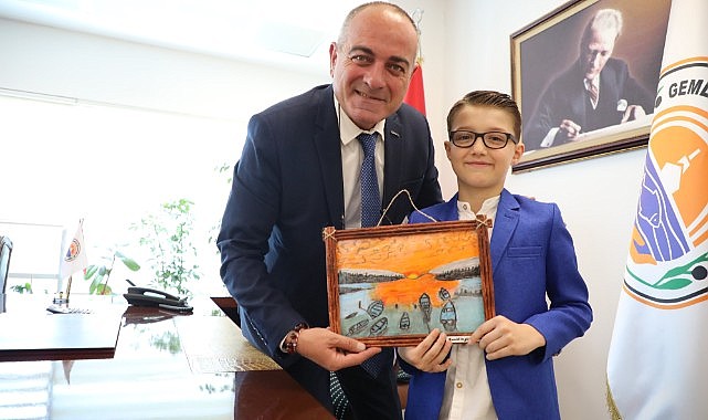 Gemlik’te Belediye Başkanlığı Pınar ve Eymen’e emanet