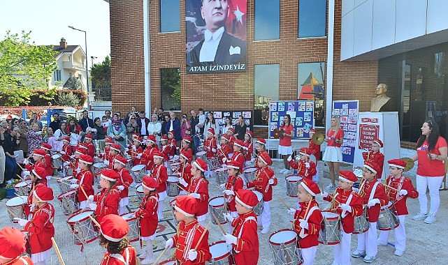 Karnaval tadında şenlik