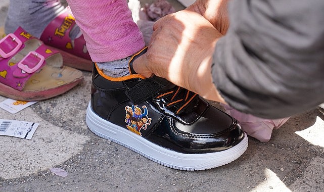 KIZILAY BAYRAMDA DEPREMZEDELERİN YANINDA