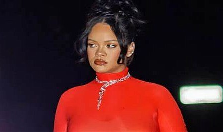 Rihanna’nın romantik gecesi