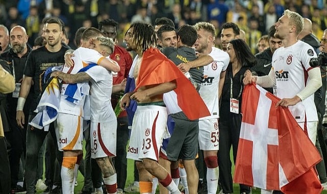 Ankaragücü’nü yenen Galatasaray 2022-2023 sezonunu şampiyon tamamladı