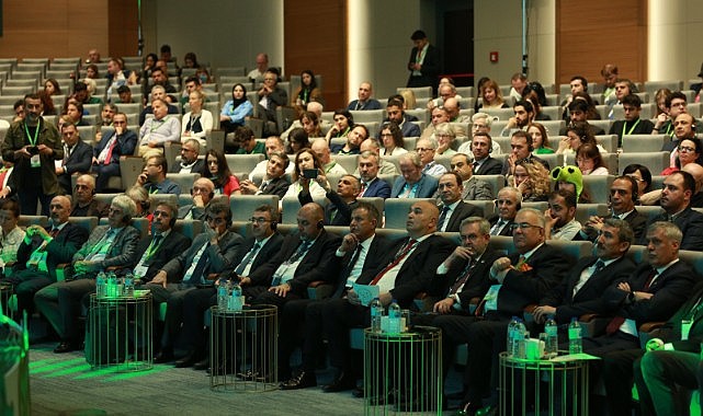 Başkan Aydın HEKTAŞ’a Düzenlenen 2. Uluslararası Moleküler Bitki Koruma Kongresi Açılış Törenine Katıldı