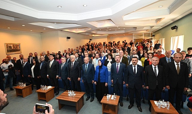 Bursa milletvekilleri mazbatalarını aldı