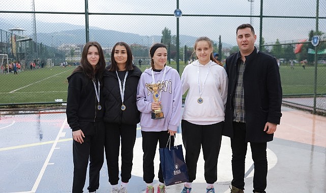 Bursa’da gün; gençlerin