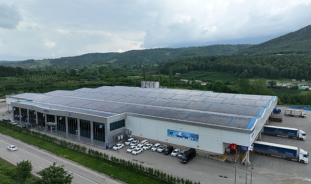 Bursa’da su fabrikasında elektrik üretiliyor