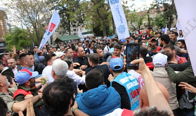 Gaziantep’te 1 Mayıs kutlamalarında Memleket Partililer ile CHP’liler birbirine girdi