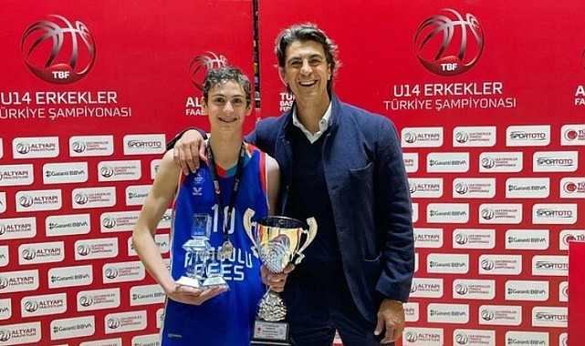 İbrahim Kutluay’ın oğlu sayı kralı oldu