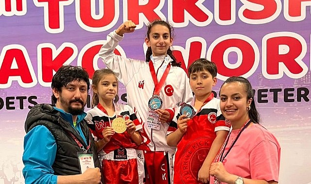 Kickboks Dünya Şampiyonasında Nilüfer Spor Kulübü Damga Vurdu!