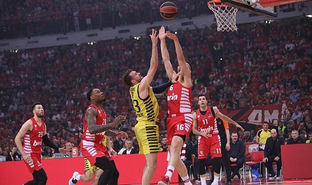 Olympiakos’a kaybeden Fenerbahçe’nin EuroLeague macerası sona erdi