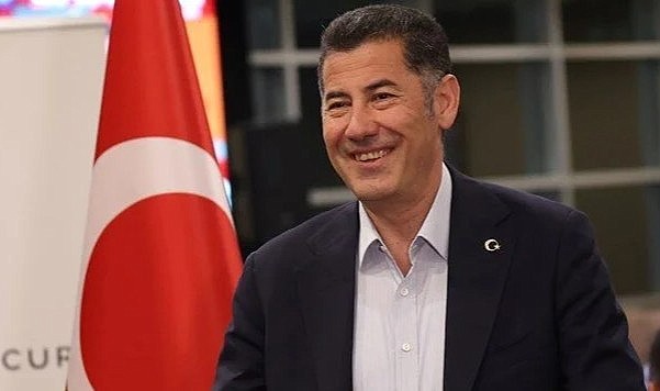 Son Dakika: Cumhurbaşkanı Erdoğan, Sinan Oğan’la Dolmabahçe Çalışma Ofisi’nde görüşüyor