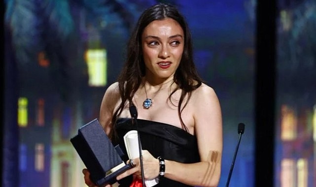 Tamer Karadağlı, Merve Dizdar’ı eleştirdi