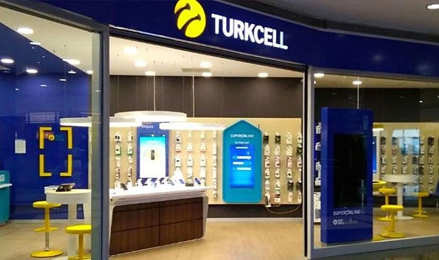 Turkcell’in “seçim gecesi mesajı” ortalığı karıştırdı!