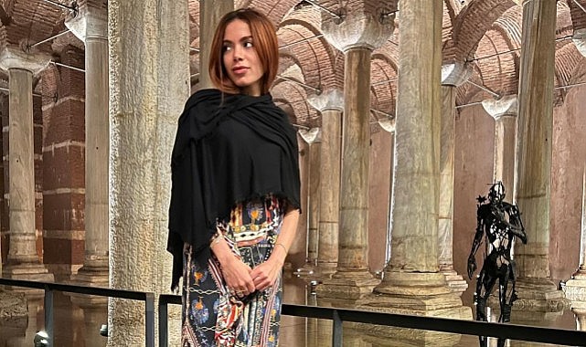 Anitta, Kapalıçarşı’yı gezdi! Gören bir daha baktı