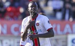 Diagne Trabzonspor’a imzayı atıyor