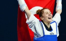 Merve Dinçel, Dünya Tekvando Şampiyonası’nda altın madalya kazandı