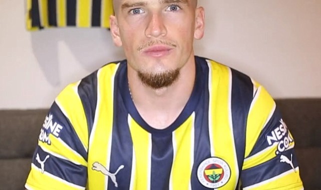 Son Dakika: Fenerbahçe’den sezonun ilk transferi! Ryan Kent resmen imzayı attı