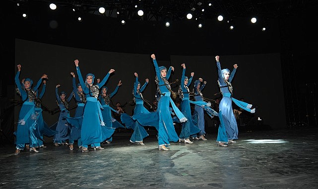 Yer çekimine meydan okuyan gösteri