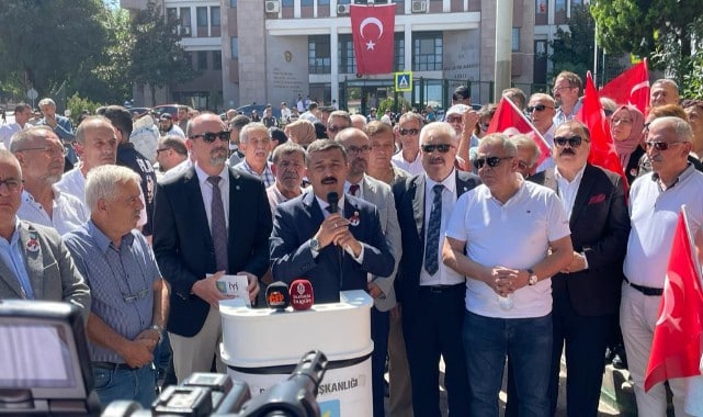 İYİ Parti, ders zilini ANDIMIZ ile çaldı!