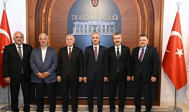 ULAŞTIRMA VE ALTYAPI BAKANI ABDULKADİR URALOĞLU TRABZON’DA…