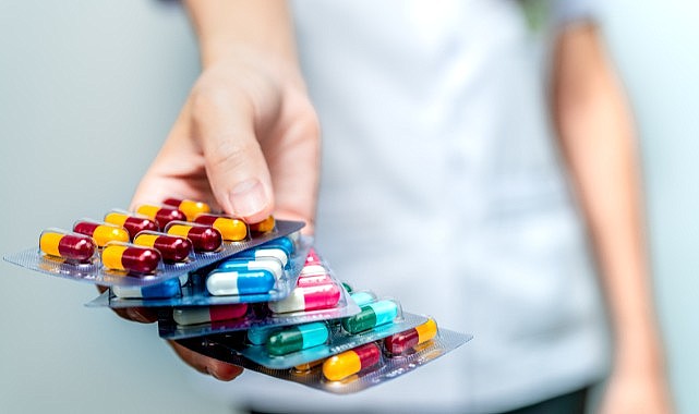 Türkiye’de Her 3 Reçeteden 1’i Antibiyotik!