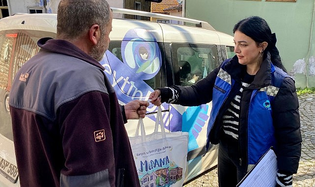 Bursa Mudanya Belediyesi’nden emeklilere gıda desteği