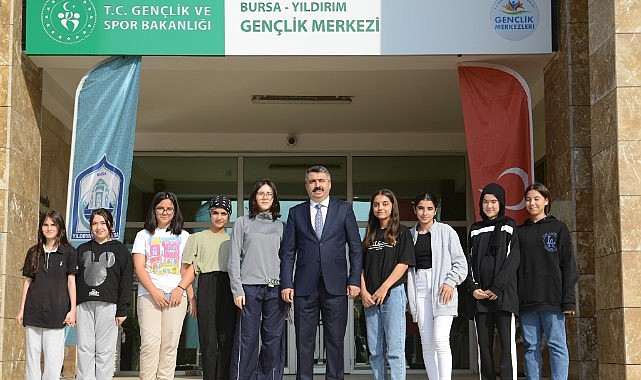 Bursa Yıldırım gençlik merkezi kütüphanesi hizmete hazır