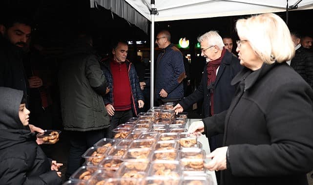 Nilüfer Belediyesi’nden kandil simidi ikramı