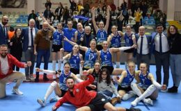 Nilüfer’in sultanları set vermeden kazandı