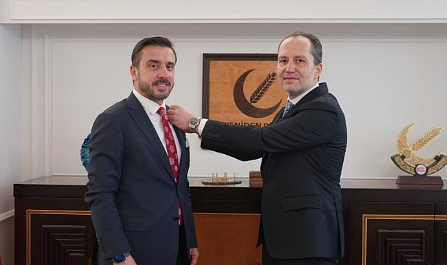 Ak Parti’den İstifa eden Önder Tanır Yeniden Refah Partisine geçti!