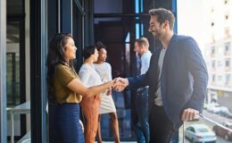 İşyeri ortamı çalışan mutluluğunu etkiliyor