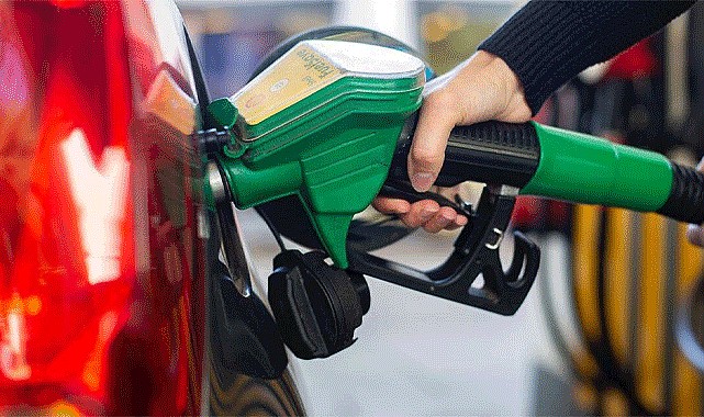 Akaryakıt fiyatlarına rekor zam!