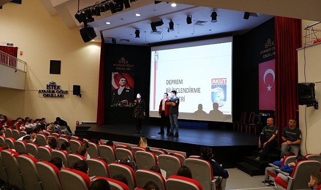 AKUT VAKFI çocuk ve gençlerin afetlere karşı dirençliliğini destekliyor