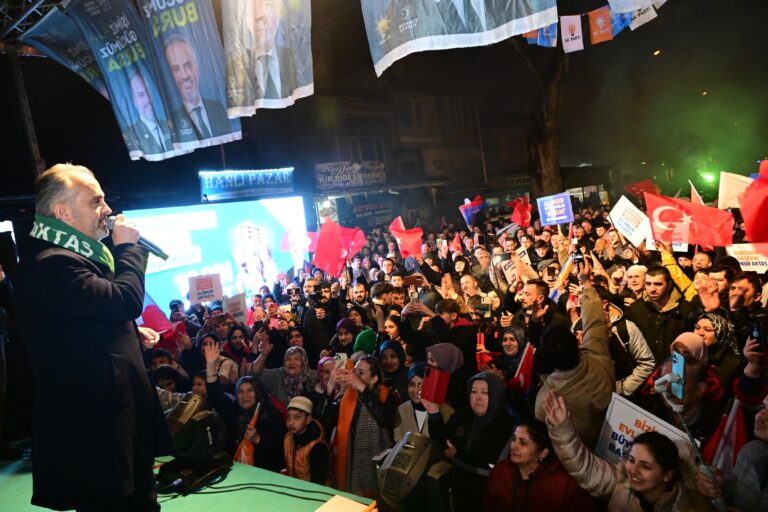 Başkan Aktaş’a İnegöl’de coşkulu karşılama