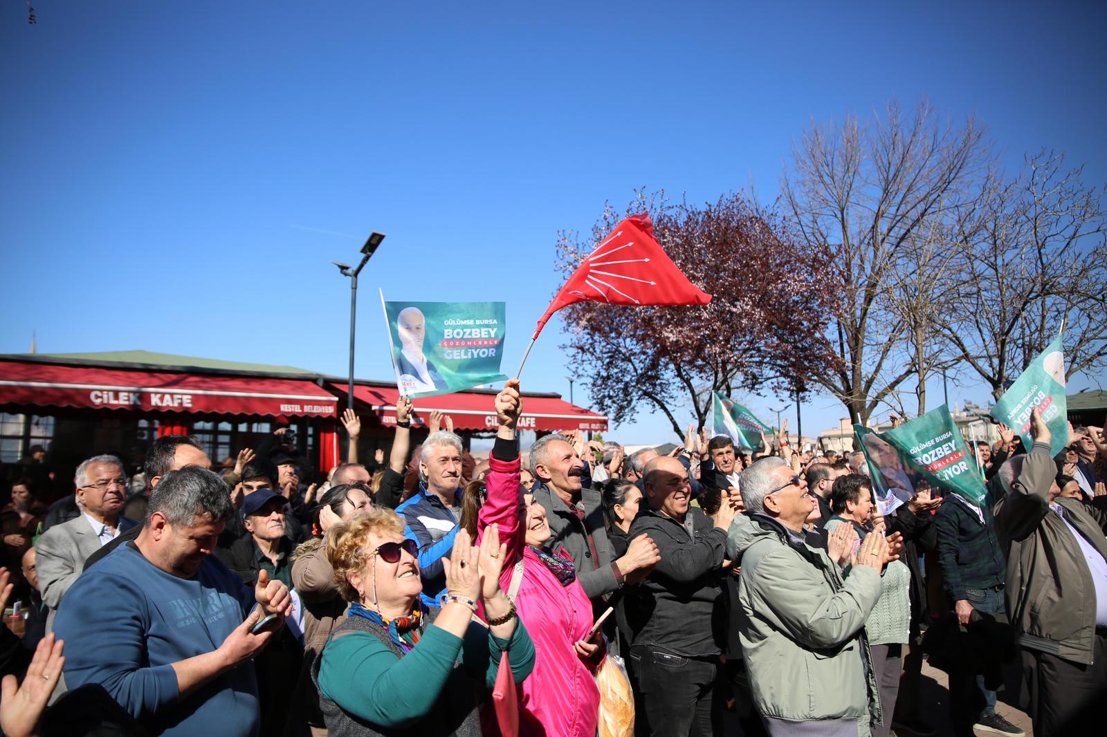 Bozbey: "Velileri olmadan dışarı çıkamıyorlar!"