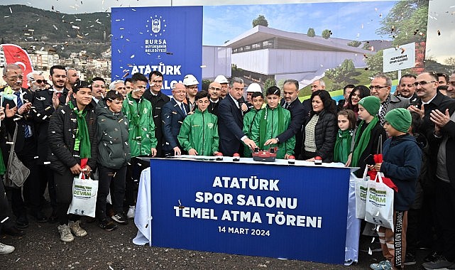 Bursa Atatürk Kapalı Spor Salonu tekrar ayağa kalkıyor