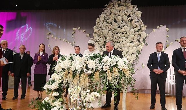 Depremde eşi ve oğlunu kaybeden AK Parti Gaziantep İl Başkanı Murat Çetin tekrar evlendi