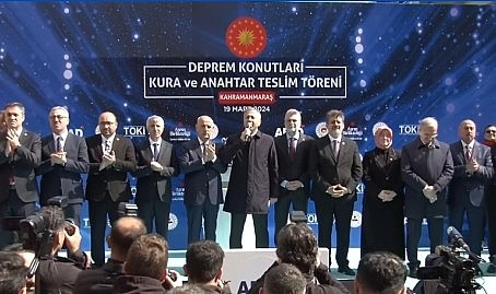 Erdoğan: Bugün 30 bin 723 vatandaşımızı daha evlerine kavuşturuyoruz