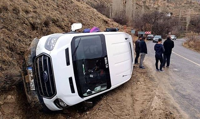 Kayseri’de öğrenci servisi kaza yaptı!