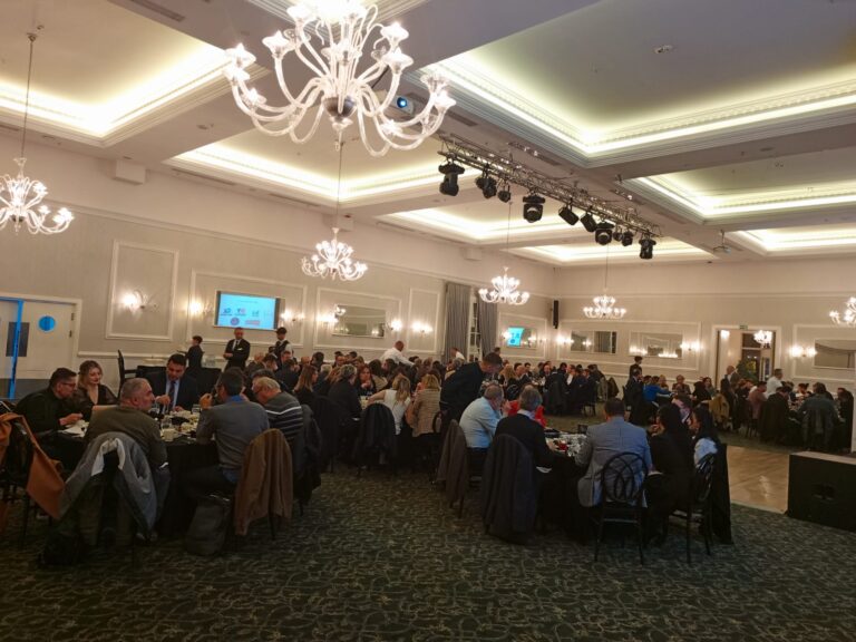 TEKSİDER ailesi iftar yemeğinde bir araya geldi