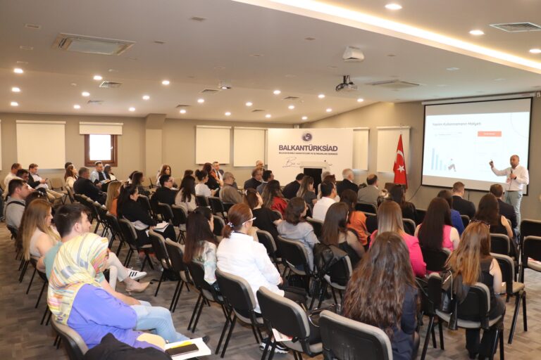 BALKANTÜRKSİAD’DAN dijital dönüşüm zirvesi