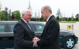 Cumhurbaşkanı Erdoğan Almanya Başbakanı ile bir araya geldi