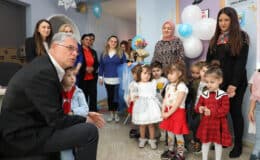 Mudanya Belediye Başkanı Deniz Dalgıç’ın ilk bayramlaşması çocuklarla