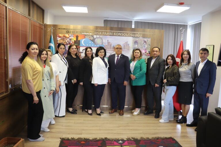 Özbekistan Heyeti Bursa'daki vatandaşlarıyla bir araya geldi