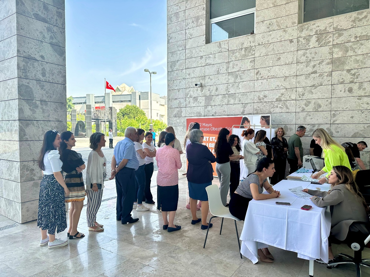 “Avrupa Obezite Günü”nde sağlıklı yaşama dikkat çekildi