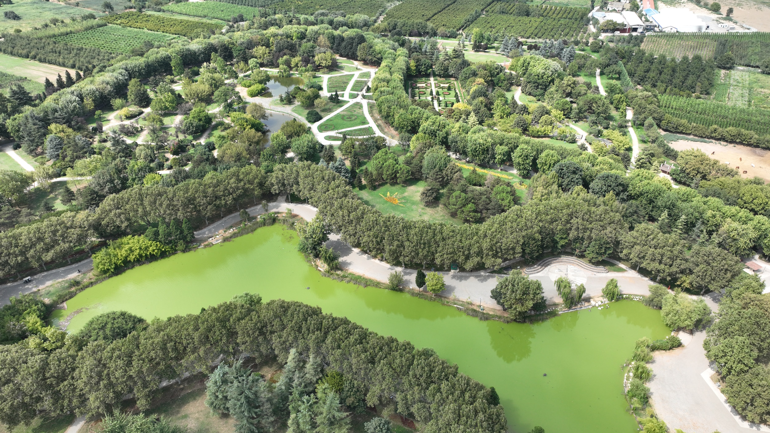 Bursa’da parklar yaza hazır