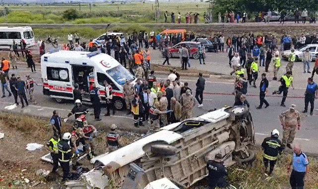 Gaziantep’te korkunç kaza! 8 kişi hayatını kaybetti