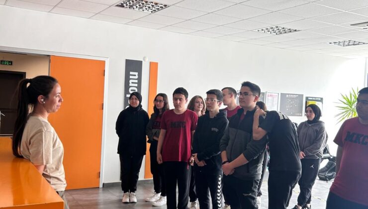 Nilüfer Belediyesi’nden öğrencilere afet ve acil durum eğitimi